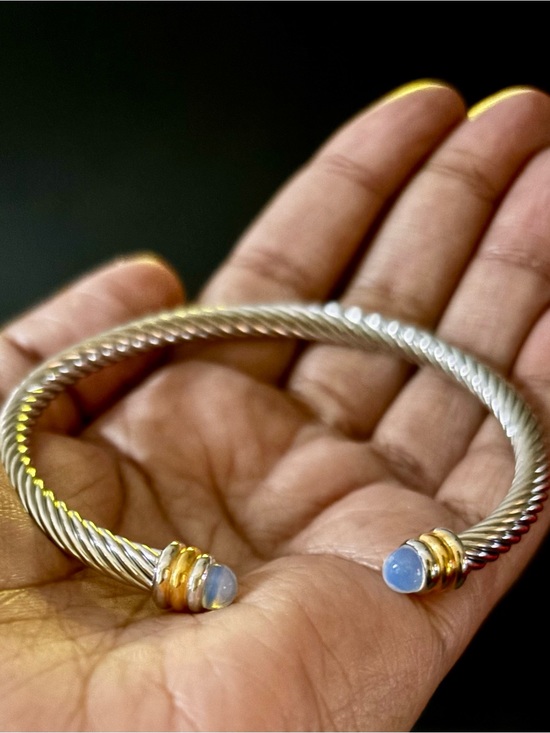 Jewelry - NWT Silver and Blue Topaz Classic Cable Cuff Bracelet Yurman